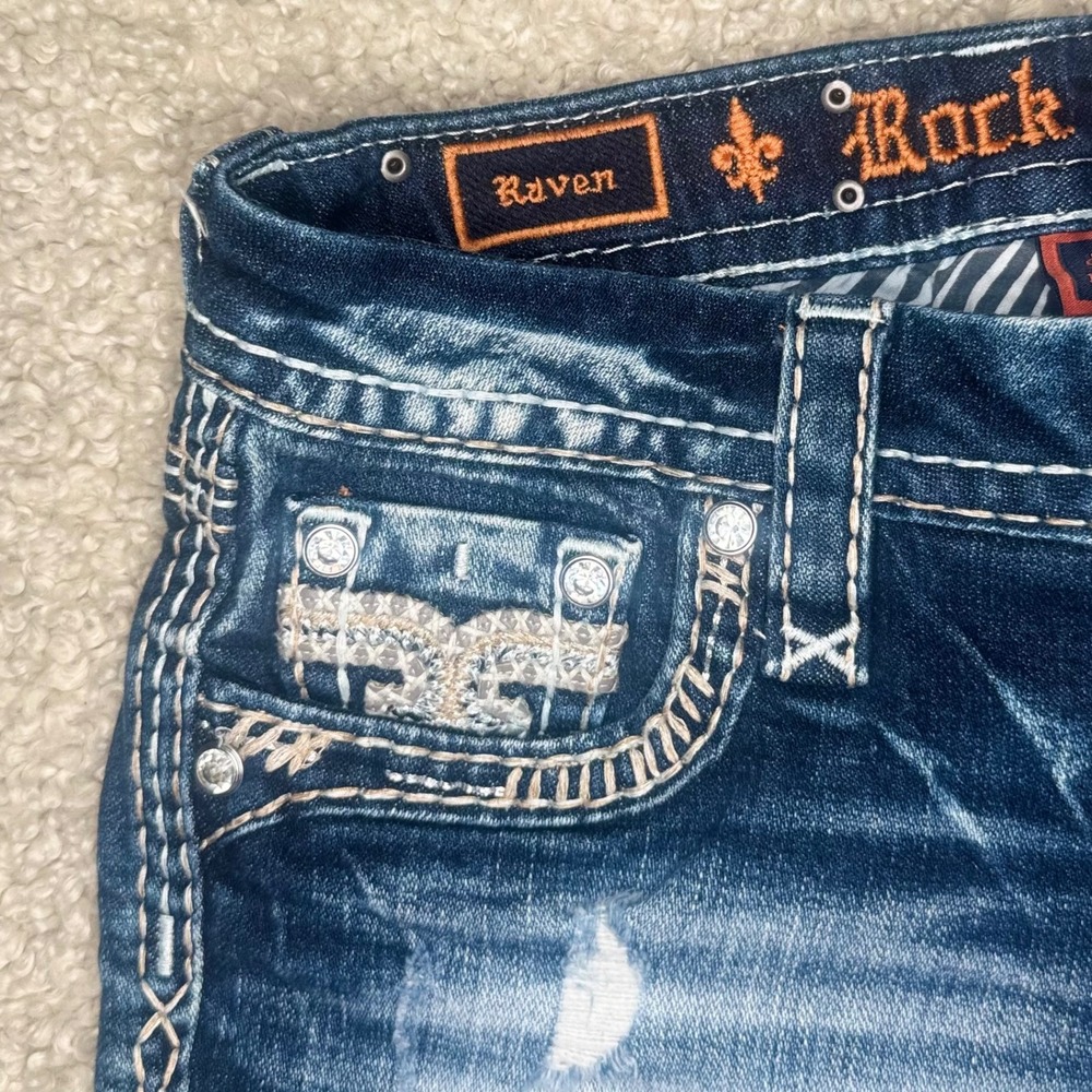 Y2K Rock Revival Raven Dark Distressed Denim Size 26 Short Shorts Fleur-de-lis - Picture 2 of 7